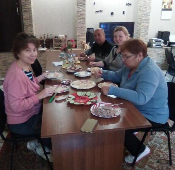 اتاق سوپریور با تخت بزرگ, Komitas Avenue Guest House