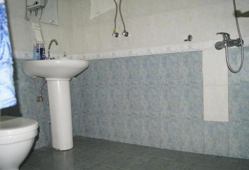 1 Bedroom Apartment, Komitas Avenue Guest House