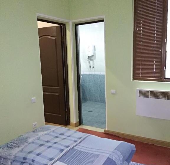 1 Bedroom Apartment, Komitas Avenue Guest House
