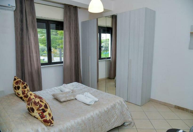 Quarto Estandar, B&b Damiani