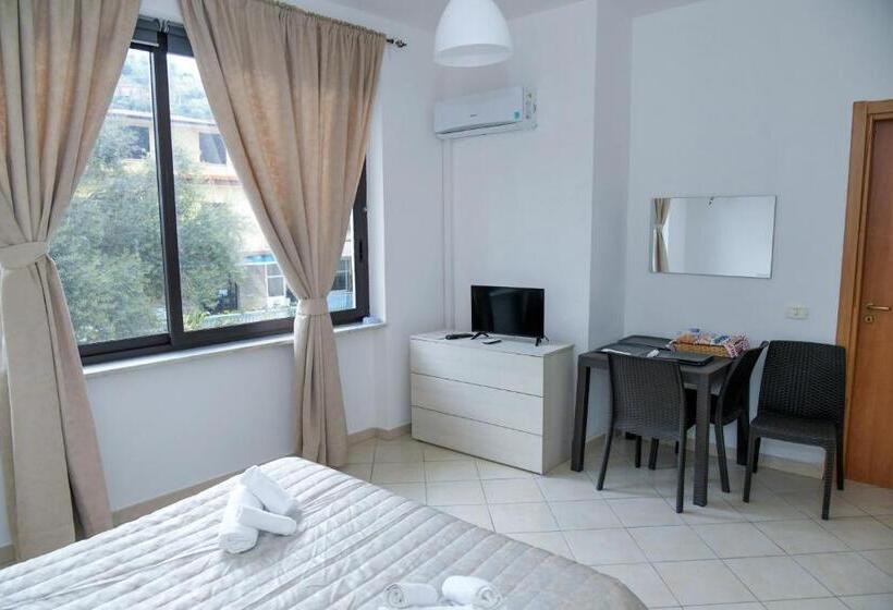 4ベッドルームクラシックタイプ, B&b Damiani