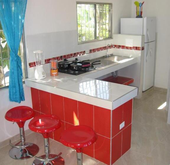 Estúdio Familiar, Cabanas Recreaciones