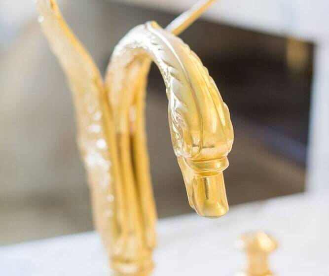 Suit Deluxe, Lübecker Krönchen