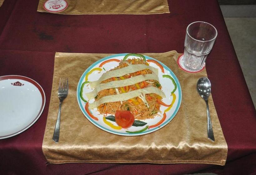 デラックスルーム, Mahabir Galaxy