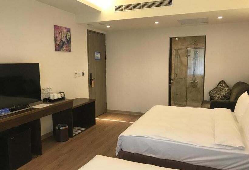 اتاق پریمیوم چهارنفره, 晨光飯店