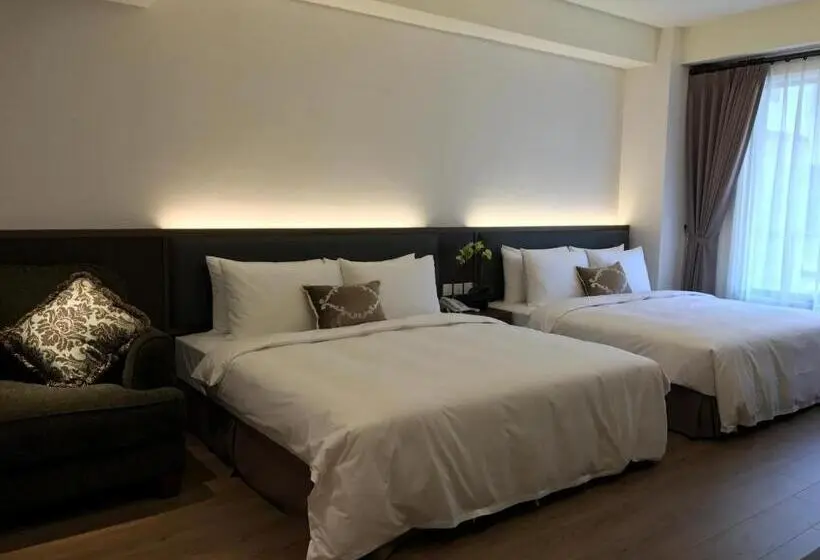 اتاق پریمیوم چهارنفره, 晨光飯店