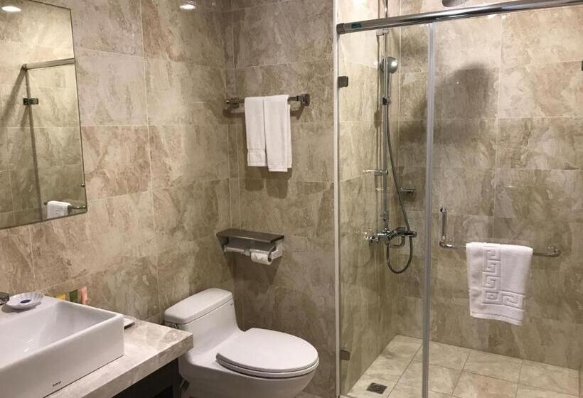 اتاق اکونومی, 晨光飯店