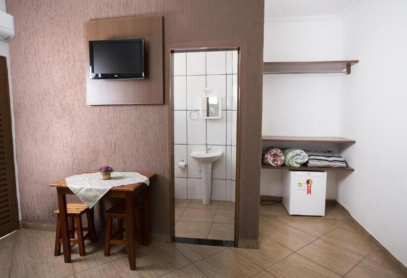 חדר סטנדרט לשלושה, Portela Iii   Aprox 600m Do Thermas Dos Laranjais E Hot Beach