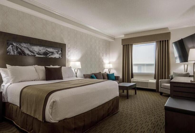キングサイズベッドのスタンダードルーム, Ramada By Wyndham Revelstoke