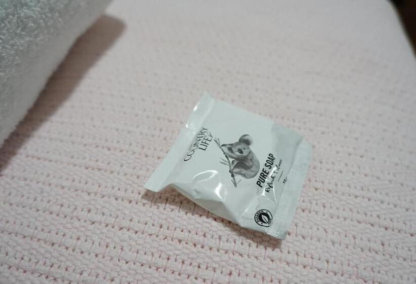 اتاق استاندارد یک نفره, The Tamworth