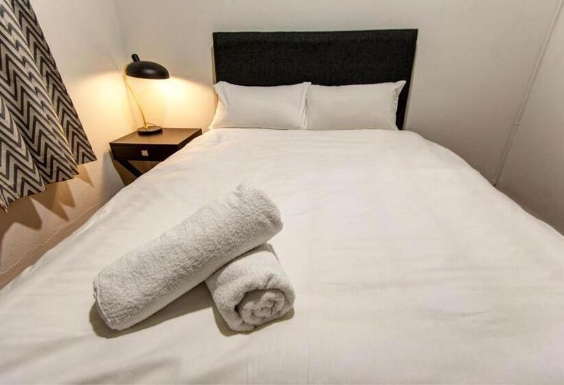 اتاق استاندارد, The Tamworth