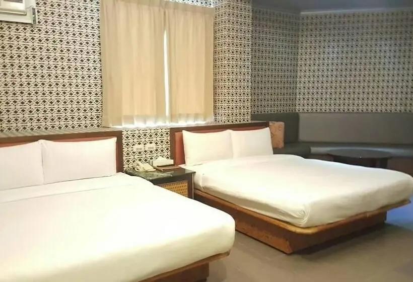 اتاق استاندارد چهار تخته, Wind Coast Motel