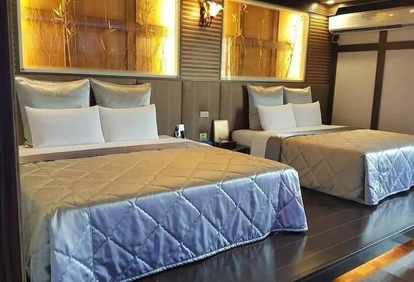 اتاق لوکس چهار تخته, Wind Coast Motel
