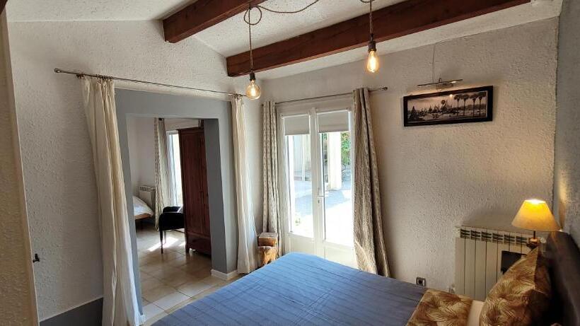 غرفة قياسية, Villa Liberty