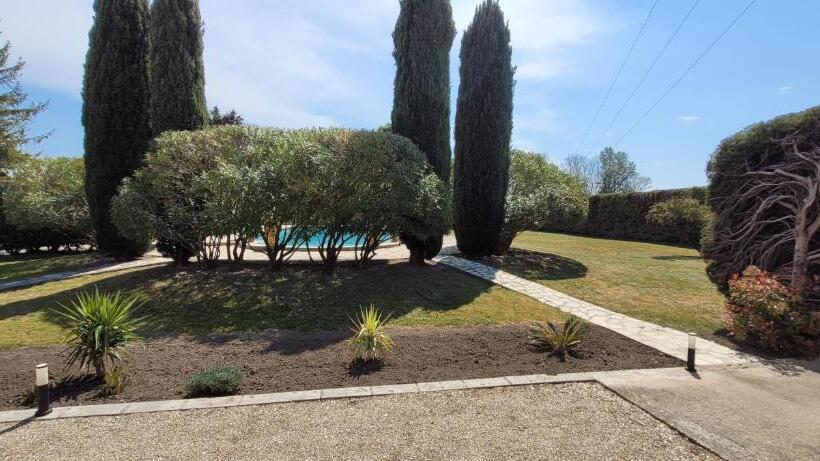 带泳池观景的豪华房, Villa Liberty