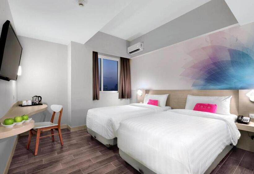 디럭스 룸, Favehotel S. Parman Medan