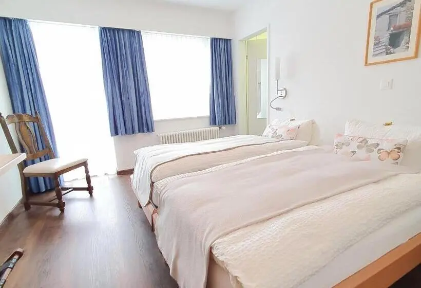 Comfort-huone, Restaurant Grina