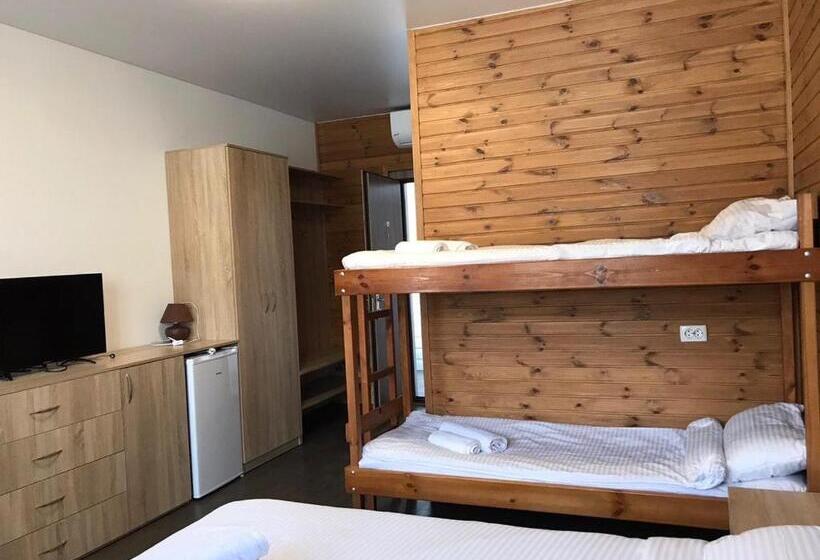 اتاق استاندارد چهار تخته, Seazone