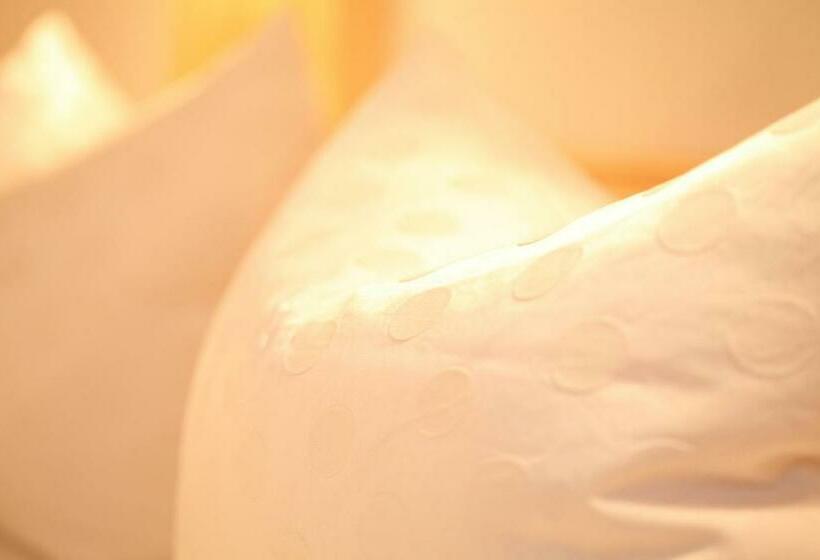 اتاق استاندارد با بالکن, Theresenhof