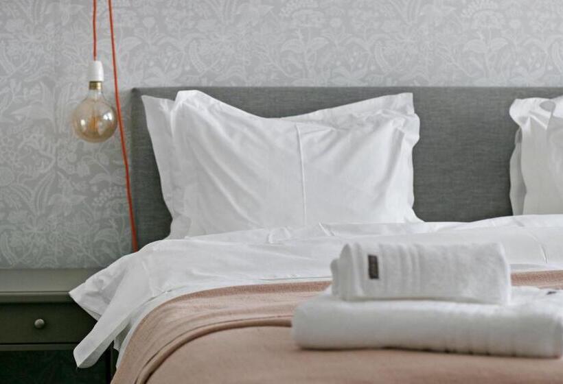 Номер Стандарт, Turinge