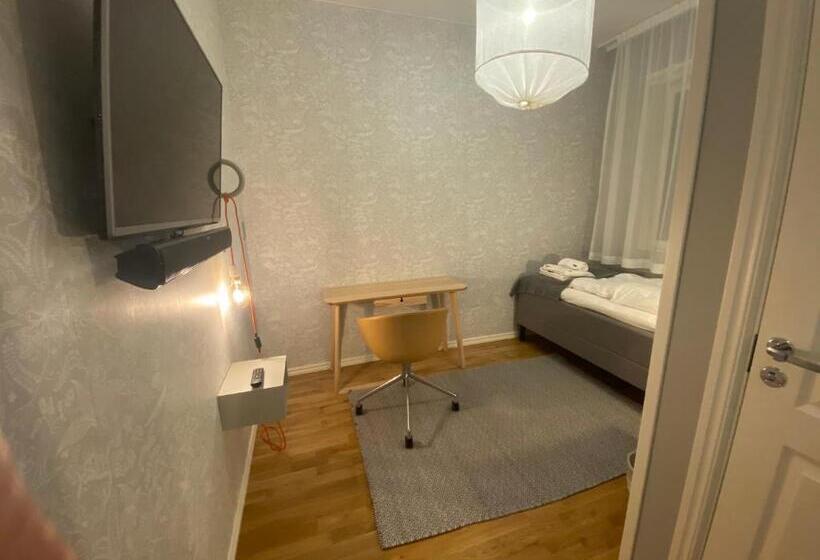 Номер Стандарт Индивидуальный, Turinge