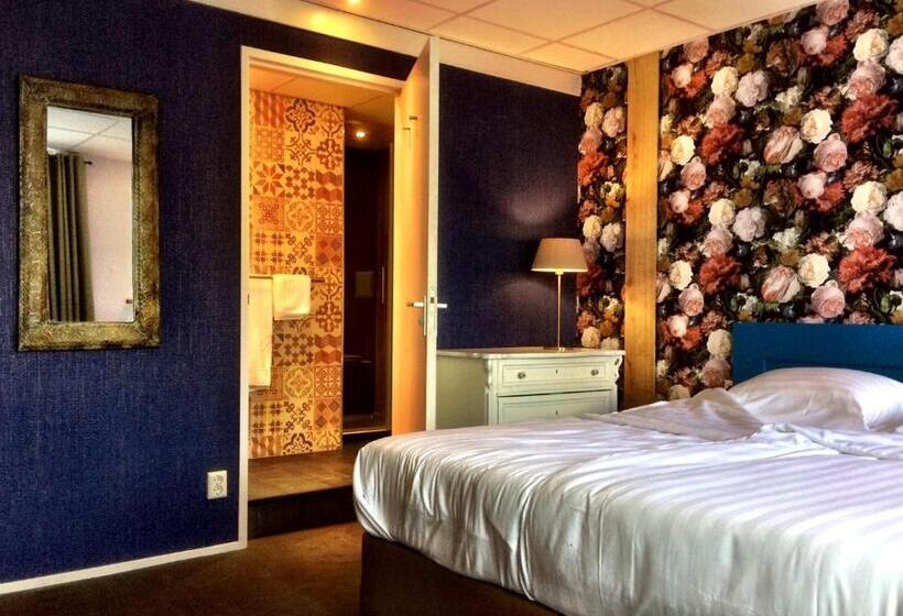 غرفة ديلوكس, West Inn