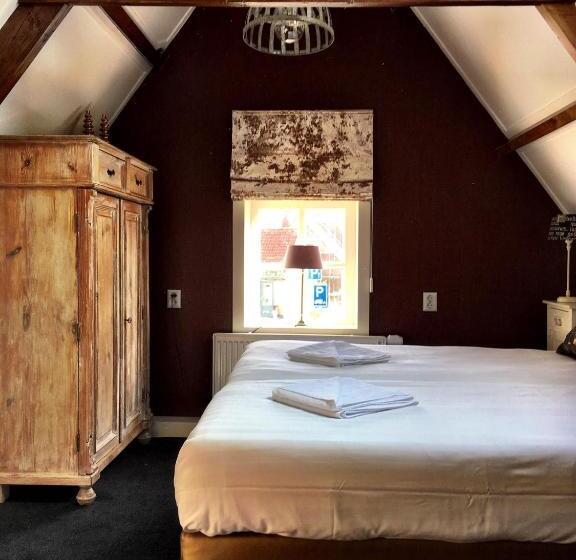 شقة غرفة واحدة, West Inn