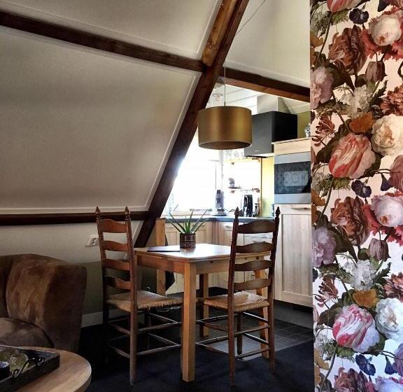 Апартаменты 1 Спальня, West Inn