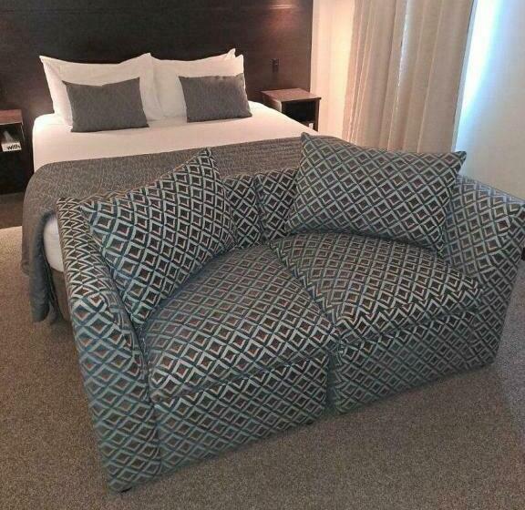 استودیو استاندارد با تخت کینگ, Ava Lodge