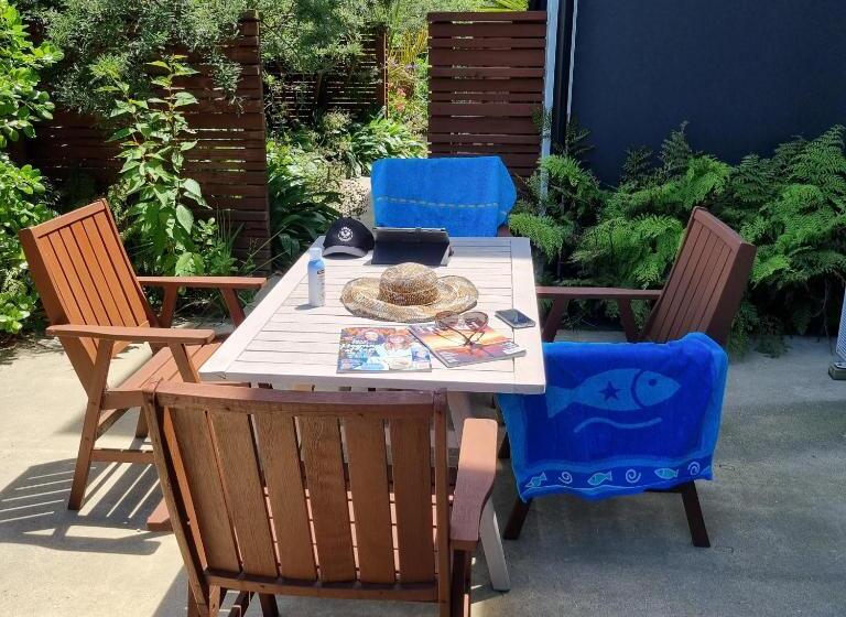 דירת חדר, Ava Lodge