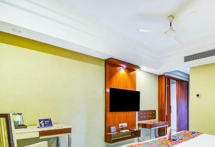 带大床的豪华间, Zip By Spree Hotels Orient, Nagpur