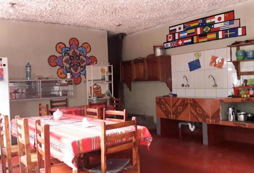 اتاق استاندارد با چشم‌انداز باغ, Huaraz Colonial