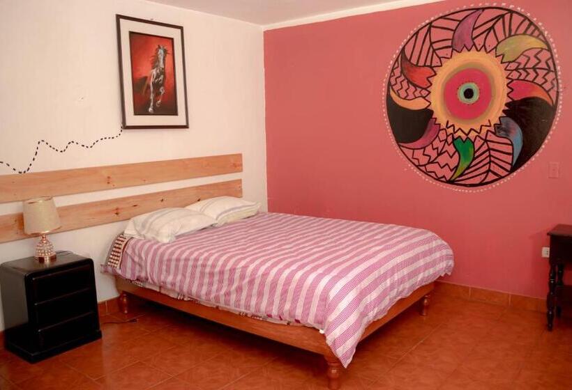 غرفة قياسية, Huaraz Colonial