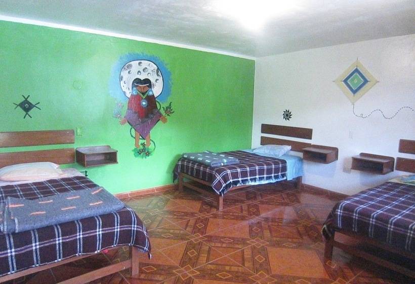 غرفة قياسية ثلاثية, Huaraz Colonial