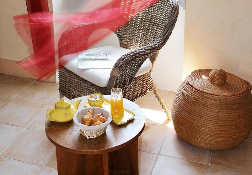 غرفة قياسية, Le Clos De La Tuilière