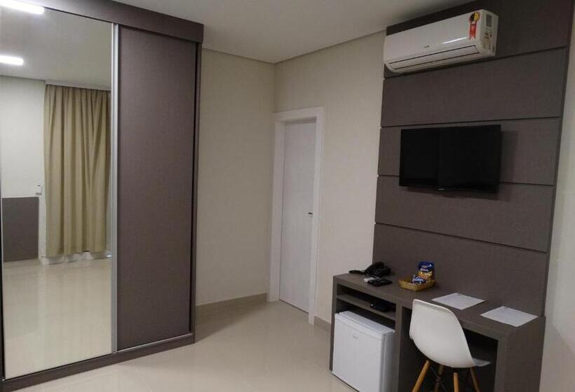 Семейный Номер Superior, Cynn Hotels