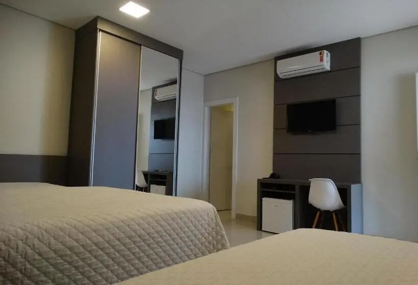 Superior-perhehuone, Cynn Hotels