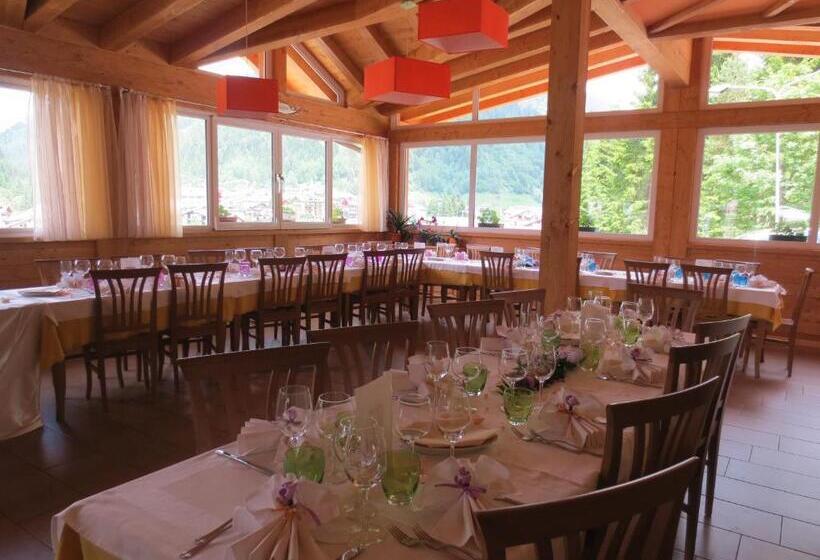 غرفة قياسية مزوَّدة بشُرفة, Albergo Krissin