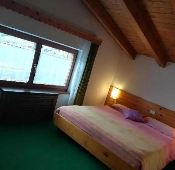 Standard-huone, Albergo Krissin