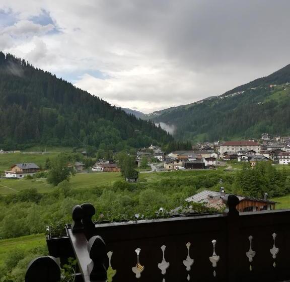 غرفة قياسية رباعية, Albergo Krissin