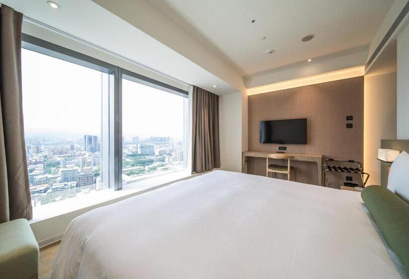 اتاق لوکس, Caesar Metro Taipei