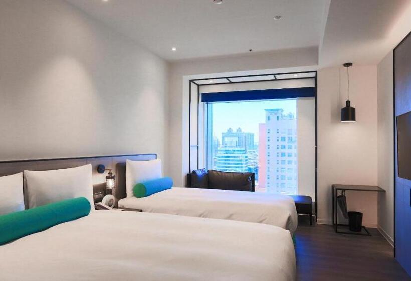 اتاق استاندارد سه نفره, Caesar Metro Taipei