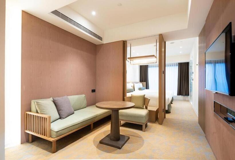 اتاق لوکس چهار تخته, Caesar Metro Taipei