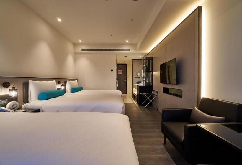 اتاق راحتی سه تخته, Caesar Metro Taipei