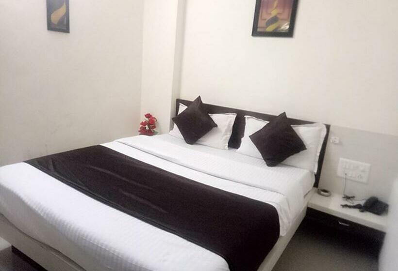 디럭스 룸, Gopi Palace