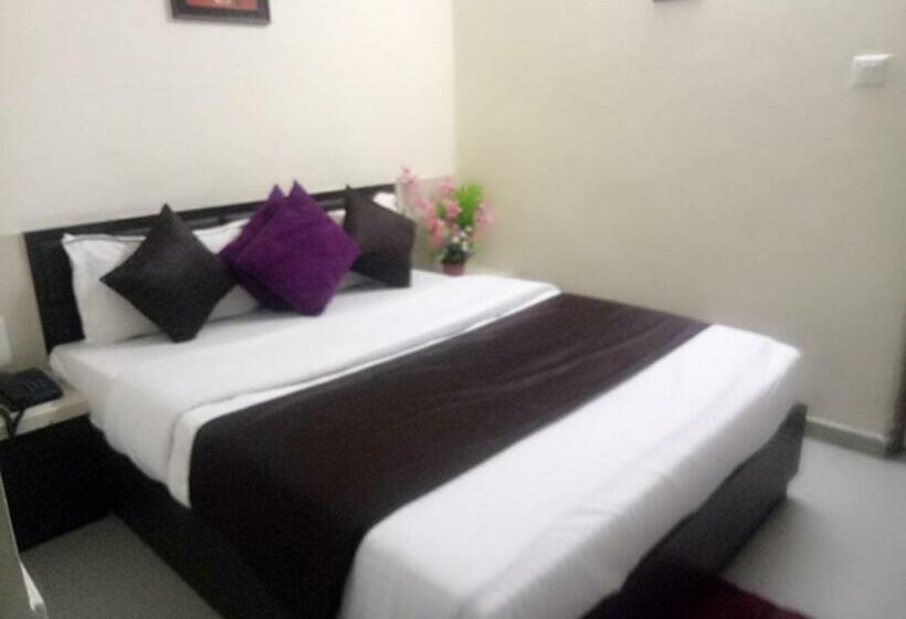 디럭스 룸, Gopi Palace