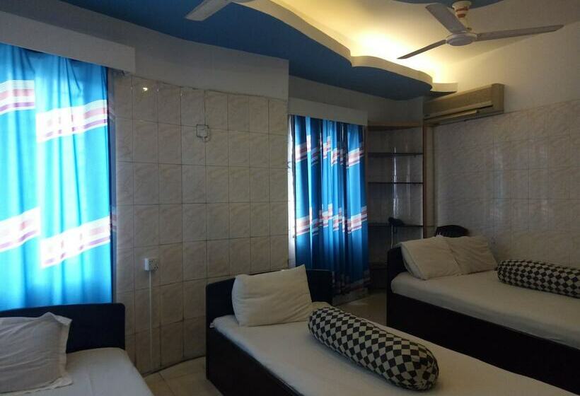 اتاق خانوادگی, Hilton City Residential