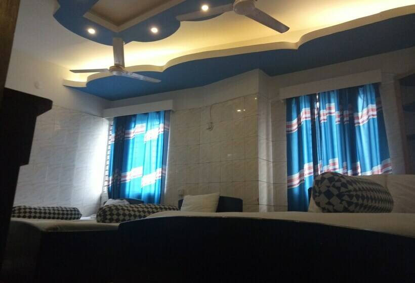 اتاق خانوادگی, Hilton City Residential