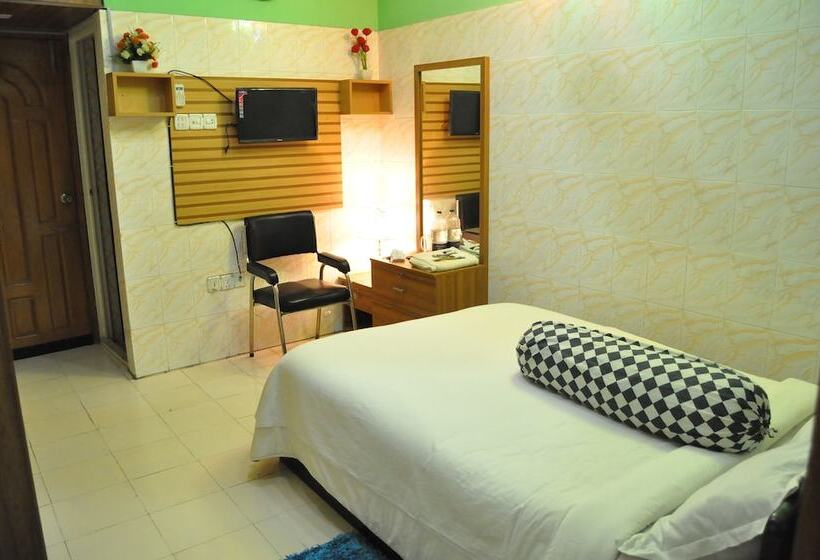 اتاق لوکس, Hilton City Residential