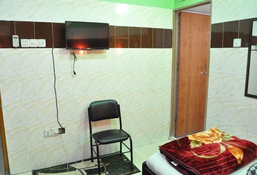 اتاق استاندارد یک نفره, Hilton City Residential